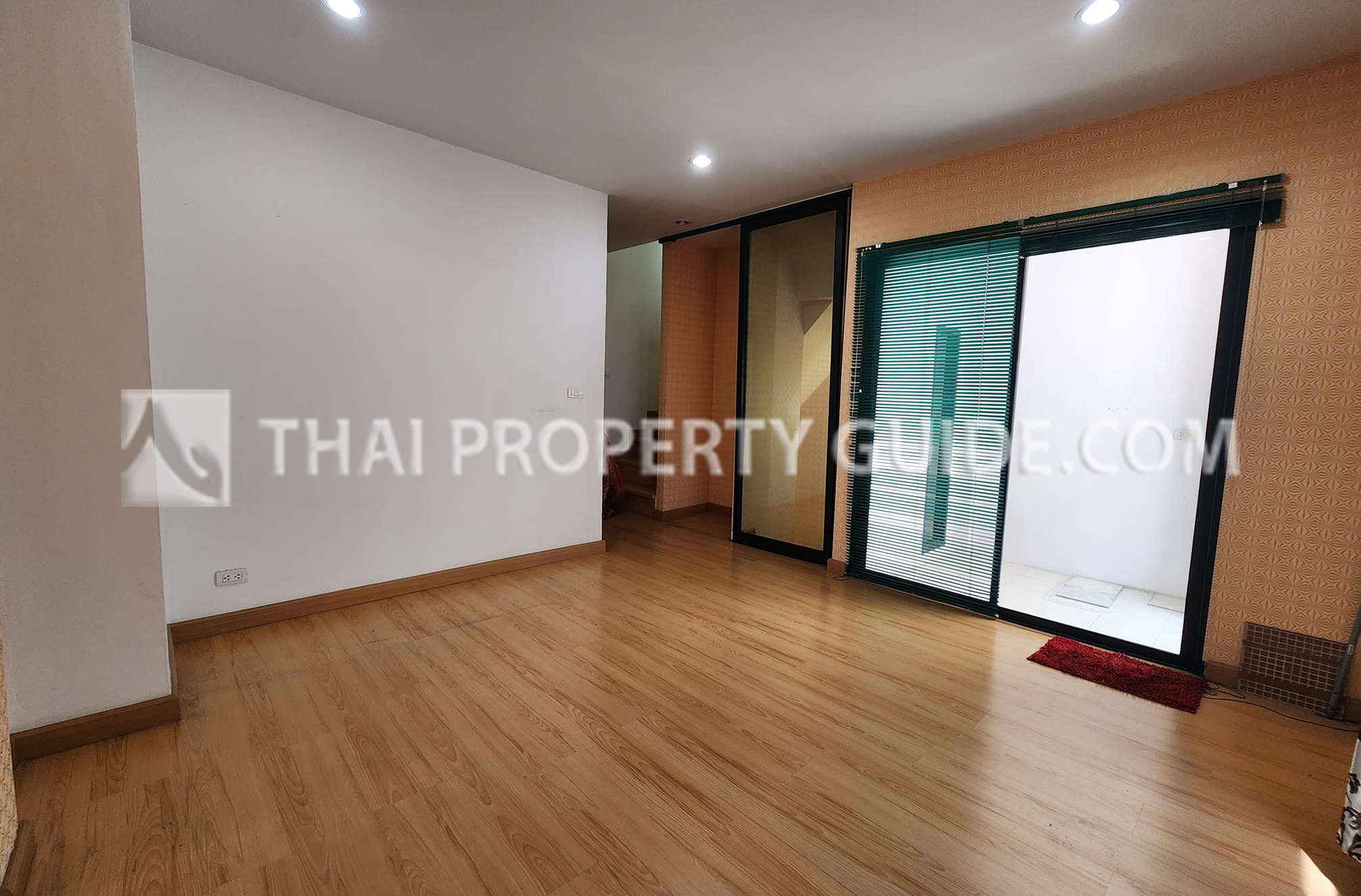 Townhouse in Sukhumvit 